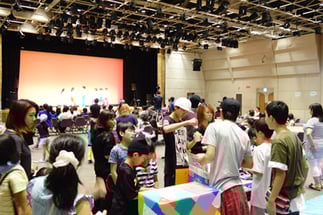 くじや射的も手作りです。