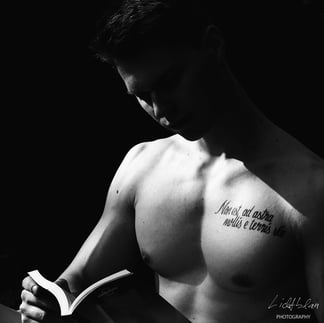 NO CONVENIENT WAY Model: T. Drawe