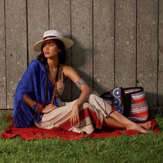 LEATHER SUEDE POWDER SHAWL WITH FRINGES