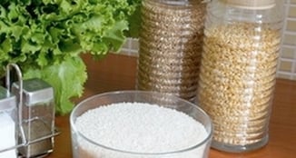 Zucker, Salz, Öl in kleinen Mengen vorhanden