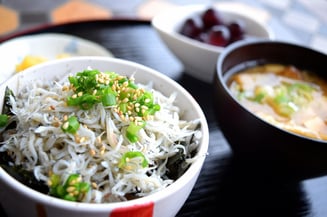 ↑9/11オープン朝トレでの朝食「しらす丼」