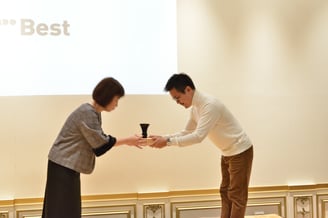 トロフィー授与