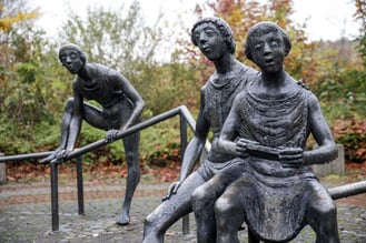 Kunst auf dem Schulhof der Steinenbergschule