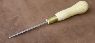 Alène à brédir pour tressage