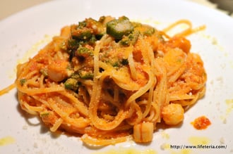 LifeTeria blog ブログ　ヨルcafe/bar ナラ　cON-temporary