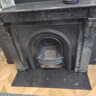 Seuil de cheminée - Kilkenny fossil