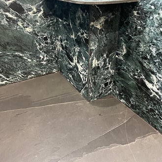 Douche à l'italienne en céramique Sapienstone