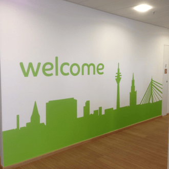 Beschriftung direkt auf gestrichener Wand