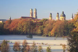 Der Englische Garten im Spätherbst (Foto: obs / München Tourismus / Peter Hutzler)