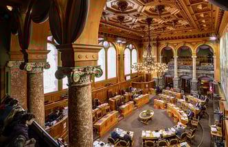 Titelseite des deutschen Dakomed-Jahresberichts 2024