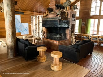 Husky Farm Eräkeskus in der Wildnis von Finnland