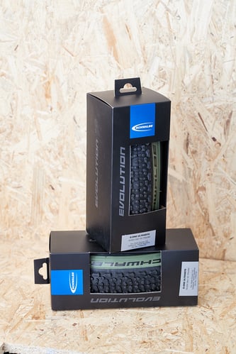 Schwalbe bringt Special Edition Reifen mit Olive-Skin