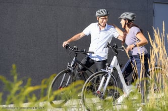 Radfahren mit Motor fördert bei Menschen aller Altersstufen die Gesundheit