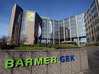 Laut Barmer GEK und AOK steigt die Zahl der Versicherten mit Beitragsschulden. Foto: Henning Kaiser/Archiv