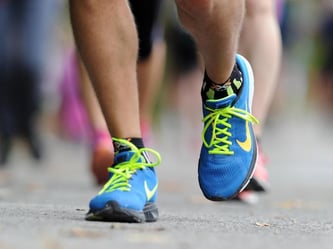 Die ostdeutschen Länder hätten klar aufgezeigt, dass sie auch nach dem Auslaufen des Solidarpakts II 2019 einen erhöhten Bedarf hätten. Nach Angaben des Bundesfinanzministeriums liegt die Steuerkraft pro Einwohner derzeit bei 55 Prozent des Bundesdurchsch