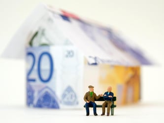 Immobilienbesitzer, die energetisch Sanierung wollen, müssen beachten: Liegt die Sanierung zeitlich nah an dem Erwerb, fallen die Kosten womöglich unter die Herstellungskosten. Was das Absetzen von der Steuer schwieriger macht. Foto: Andrea Warnecke