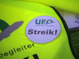 Die Stewards und Stewardessen setzten ihren Arbeitskampf fort und ließen 126 Interkontinentalflüge ausfallen. Foto: Fredrik von Erichsen