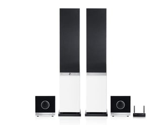 Das 2Raumfeld High End ist ein komplettes WLAN-Musiksystem für zwei Räume und lässt sich unter anderem per Smartphone ansteuern (ca. 2070 Euro). Foto: Raumfeld