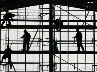 Von der robusten Lage auf dem deutschen Arbeitsmarkt profitierten nach Angaben des Bundesamtes insbesondere Arbeitnehmer. Foto: Boris Roessler