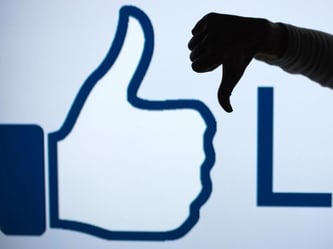 Sogenannte «Hoaxes» bei Facebook nerven viele - das Netzwerk will nun stärker gegen die Falschmeldungen vorgehen. Foto: Jens Büttner