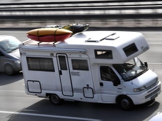Der ADAC mahnt, ein Wohnmobil gut und sicher zu packen. Foto: Andreas Gebert