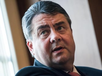 Vizekanzler Sigmar Gabriel wurde mit den Worten zitiert, die Aussetzung des Familiennachzugs für unbegleitete minderjährige Flüchtlinge sei nicht mit ihm verabredet gewesen. Foto: Bernd von Jutrczenka/Archiv