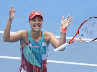 Angelique Kerber feiert ihren Sieg im Viertelfinale gegen Victoria Azarenka. Foto: Made Nagi