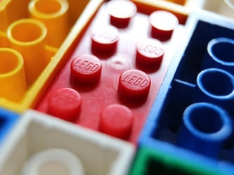 Erst am Dienstag hatte Lego einen Rekordgewinn von umgerechnet rund 1,2 Milliarden Euro für 2015 gemeldet. Foto: Karl-Josef Hildenbrand