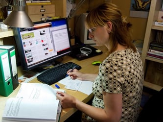 Heimarbeit im Arbeitszimmer: Henkel-Chef Kasper Rorsted hält nichts von Anwesenheitspflicht im Büro. Foto: Patrick Pleul/Archiv