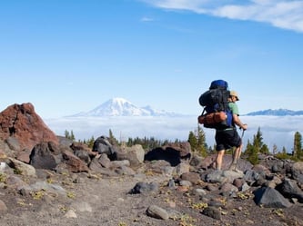 Unterwegs in fernen Ländern: Wer als Backpacker für ein paar Monate um die Welt reist, muss einige Vorbereitungen treffen. Foto: Design Pics