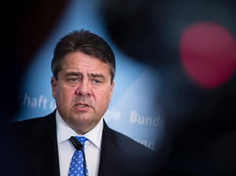 Im Januar hatte Gabriel noch 1,5 Prozent als Erwartung für den Zuwachs des Bruttoinlandsprodukts genannt. Foto: Gregor Fischer