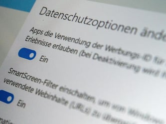 Windows will viel wissen. Ein Blick in die Datenschutzeinstellungen sollte sich jeder neue Nutzer zumuten. Foto: Andrea Warnecke