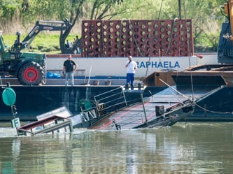 Keine technischen Mängel an gesunkener Donaufähre gefunden. Foto: Armin Weigel/Archiv