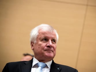 Der bayerische Ministerpräsident Horst Seehofer. Foto: Matthias Balk/Archiv