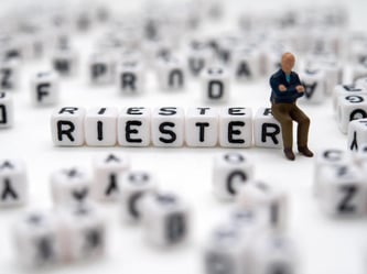 Wer eine Riester-Rente abschließt, sollte an Angehörige. Die staatliche Förderung und das Ersparte erhalten Hinterbliebene nur unter bestimmten Bedingungen. Foto: Andrea Warnecke