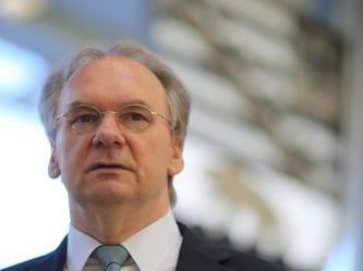 Der Ministerpräsident von Sachsen-Anhalt, Reiner Haseloff, beklagt die Verhandlungen zwischen Bund und Ländern über die künftige Verteilung der Steuereinnahmen. Foto: Jens Wolf