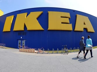 Insgesamt betreibt Ikea 330 Einrichtungshäuser in 28 Ländern. Darüber hinaus gibt es mehr als 40 Häuser, die von Franchise-Nehmern geleitet werden. Foto: David Ebener