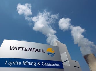 Braunkohlekraftwerk von Vattenfall im sächsischen Boxberg: Der schwedische Konzern will sein Braunkohlegeschäft in Deutschland verkaufen. Foto: Arno Burgi/Archiv