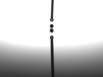 マイクロシリンジによる接触角測定画像