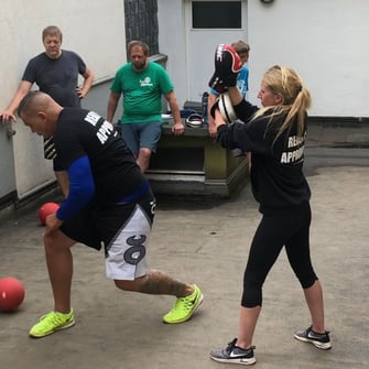 SC Int'l - Street Combatives - Slamball Training für Combatives, Krav Maga, Selbstverteidigung und Kampfsport (Teil 1)