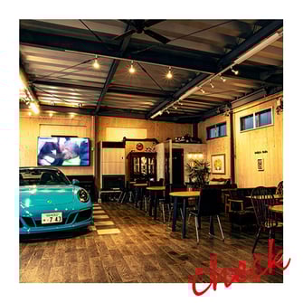 友人とだけでなくお1人様、さらには愛犬とも立ち寄れるカフェ「Jelly’s Cafe（ジェリーズカフェ）」が愛知県稲沢市にオープンしました。  カフェをオープンしたきっかけや丁寧に作られた手作り料理、時間を忘れてくつろげる遊び場のような空間の魅力を取材してきました。