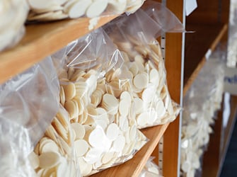 Verpackte Hostien in diversen Grössen und Mengen