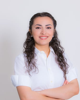 Sharstin Qasim Haje / Zahnarzt Dr. Ahlers | is-mid-rounded