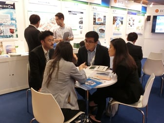 川崎重工　商談の様子