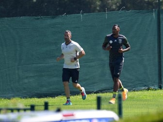 Für Jérôme Boateng ist noch Schonung angesagt. Foto: Arne Dedert
