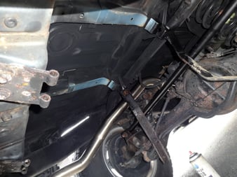 ランドクルーザープラド70系 燃料ライン交換