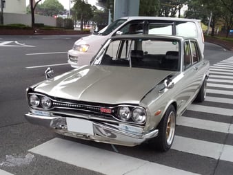 GC10ハコスカ　全塗装