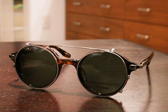 KEMP　CLIP　metal colar: PEWTER　lens colar: NOIR　￥14,500＋tax