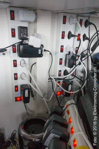 Maag-isch Magisch Maagisch Magie Magier Rechtsschutz Spital  Arztpraxis Apotheke Drohneneinsatz i-like Rebstein Schweiz Zürich Bern Uri Schwyz Obwalden Nidwalden Neuenburg Genf Jura Alpkorporation Alpgenossenschaft Kanton Gemeinde Elektrosmog Glarus Zu