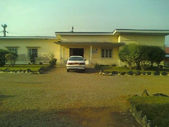 Eseka l'Hotel de ville